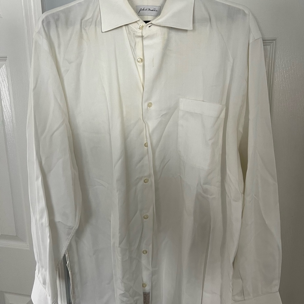 Men's White/Cream Dress Shirt